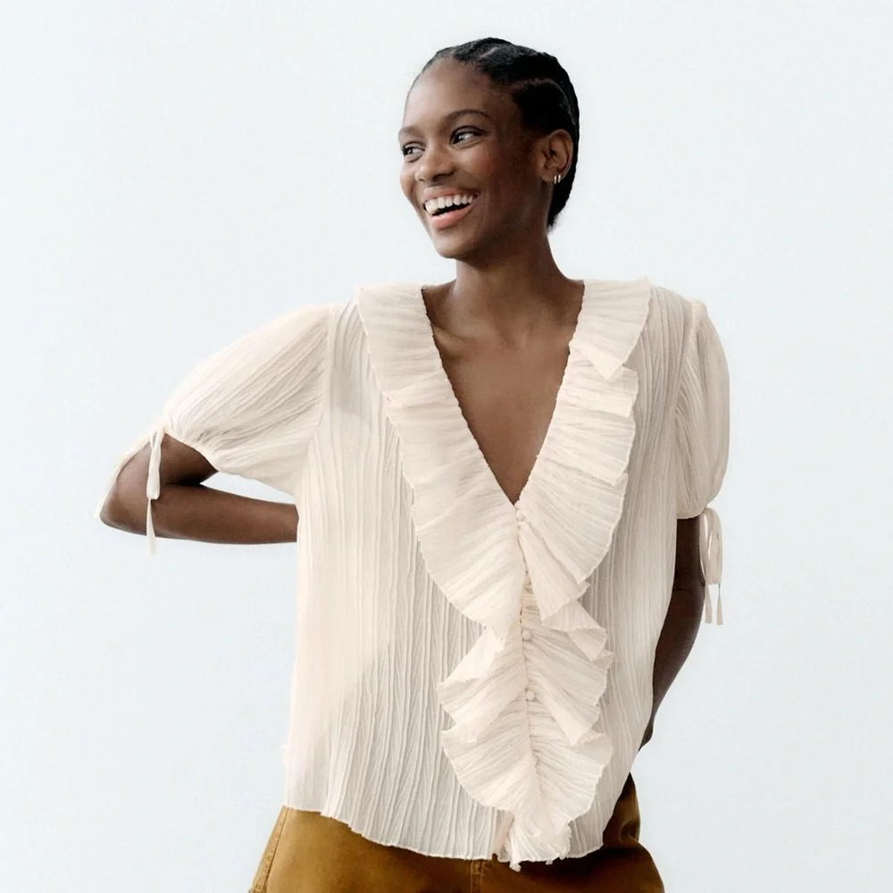 Like-new Zara Cream Ruffle Pleated Crinkle Puff Sleeve Blouse